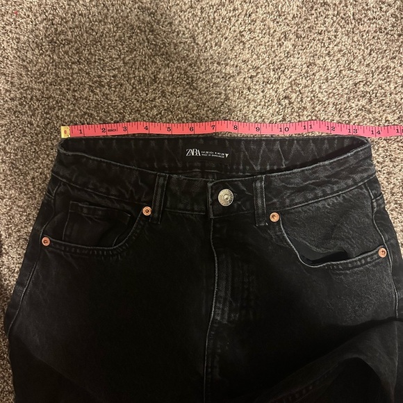 Zara Black Women’s Straight Leg Jeans size 4 gold hardware no flaws very cute - Picture 4 of 4